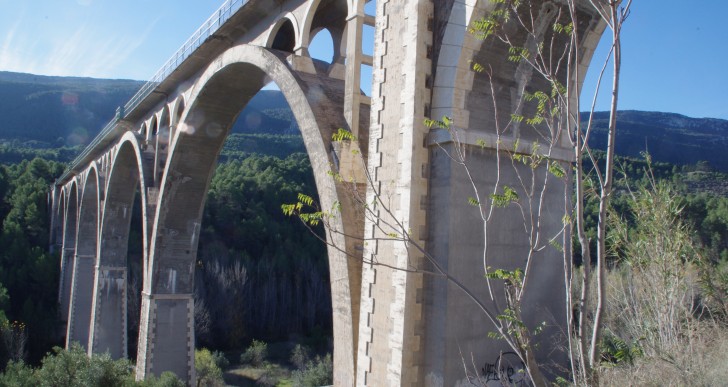 EL PONT DE LES SET LLUNES, LA OCTAVA MARAVILLA