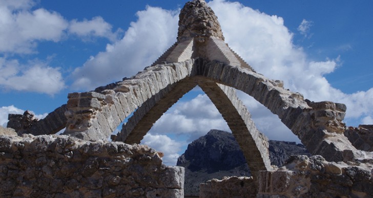 La Cava Gran de Agres un museo al aire libre