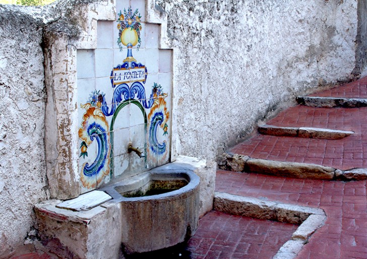 AGRES, LA FUENTE DE LA MARIOLA